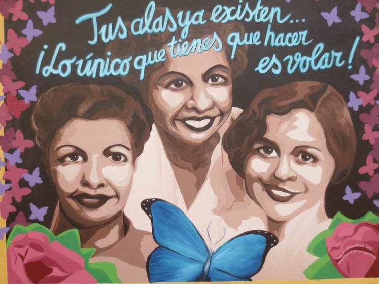 Tre sorelle Mirabal su un murales - Gionrata contro la violenza sulle donne